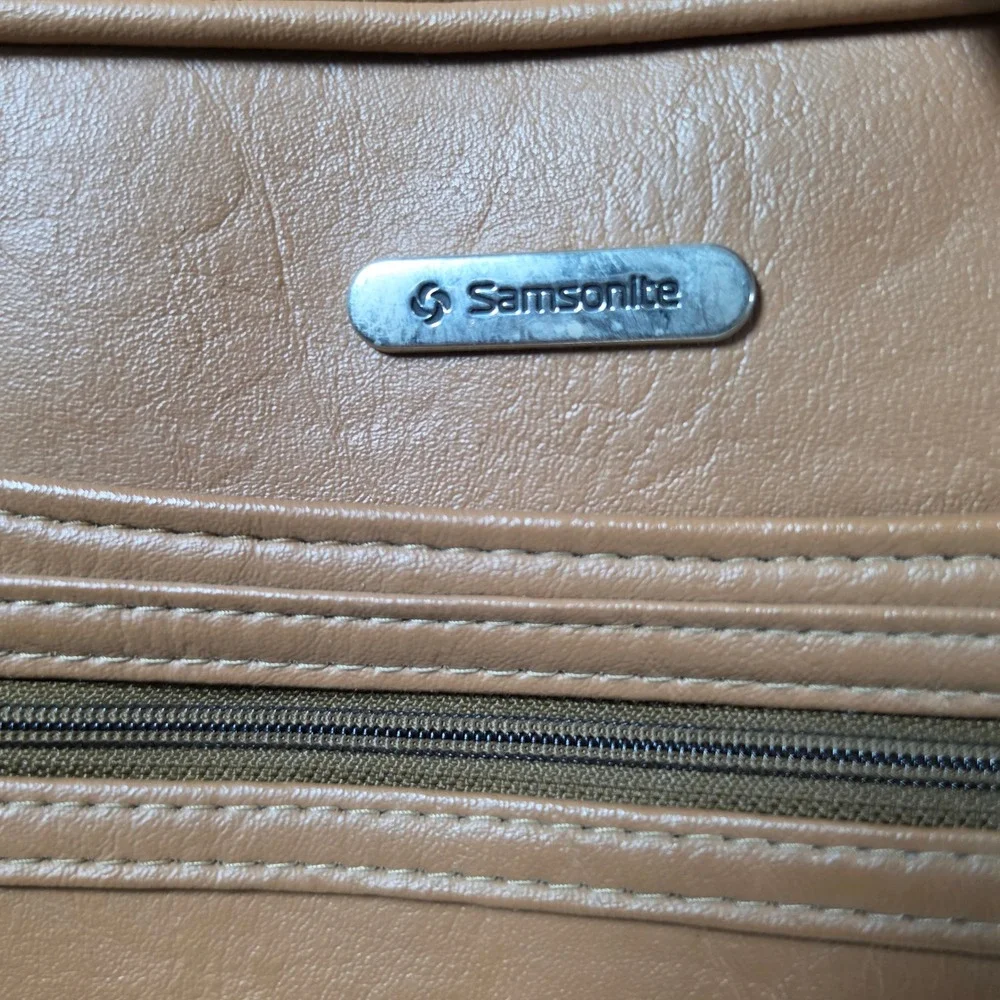 Samsonite Concord Vintage‎ Tan Faux Leather Messenger Bag Travel Shoulder Bag